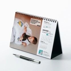 Calendrier chevalet A5 (21x15 cm) personnalisé - Logo intégré valeurs du sport