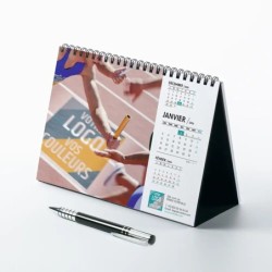 Calendrier chevalet A5 (21x15 cm) personnalisé - Logo intégré Performance
