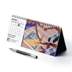 Calendrier chevalet horizontal (23x10 cm) personnalisé - Logo intégré Performance