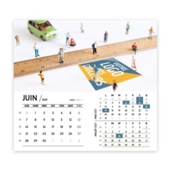 Calendrier chevalet intégral (15x18 cm) personnalisé - Logo intégré Miniature