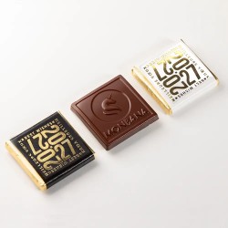 Boîte personnalisée avec chocolats - QuatroPlus