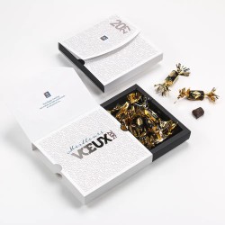 Boîte personnalisée avec 18 papillotes chocolat - Typo